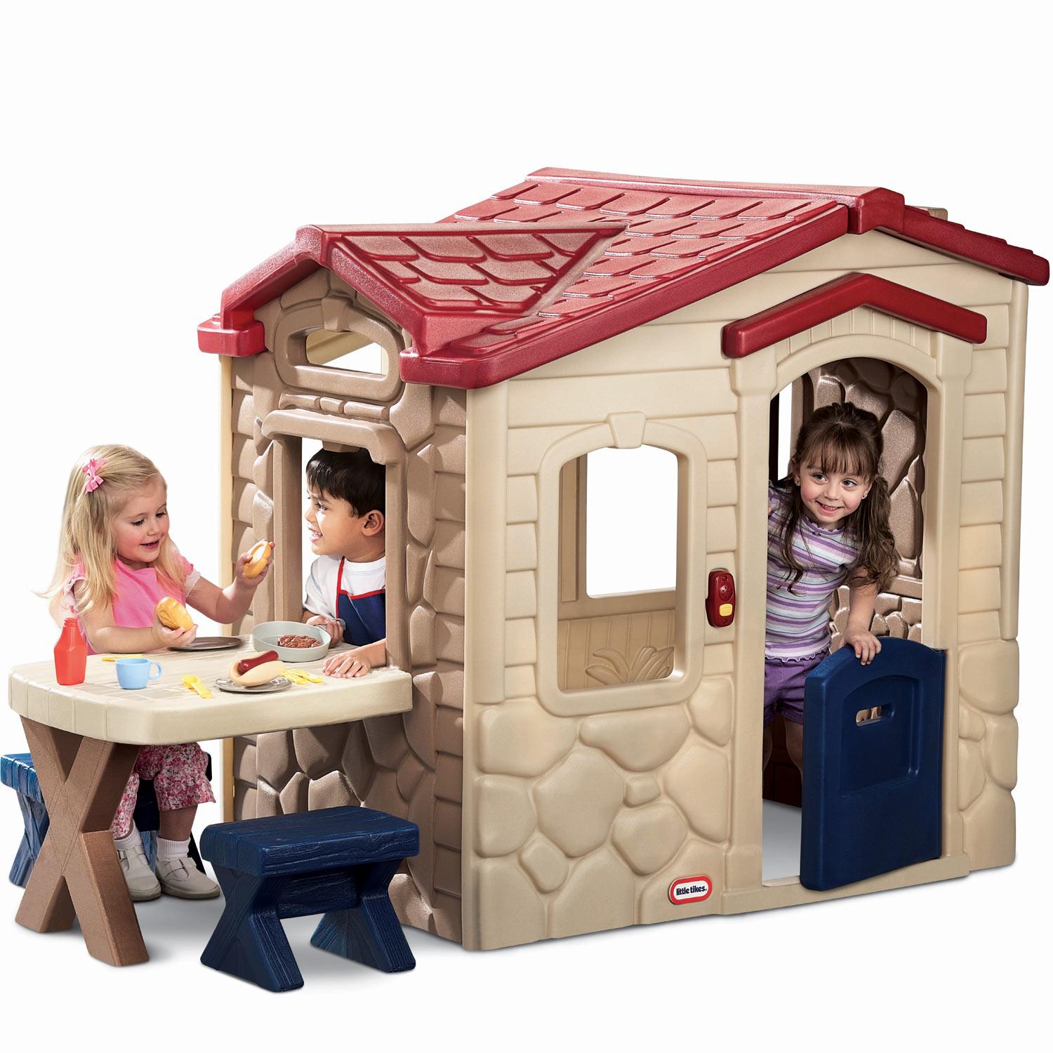 Little Tikes Picnic on the Patio? Playhouse